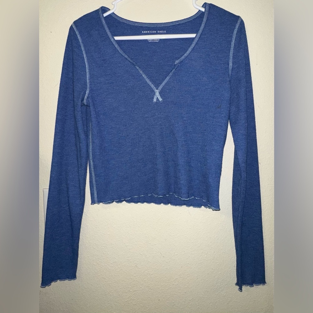 Long sleeve crop top